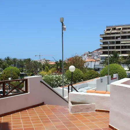 San Marino One Bedroom Appartement *