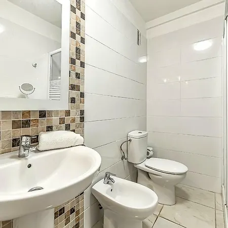 San Marino One Bedroom Appartement Los Cristianos (Tenerife)